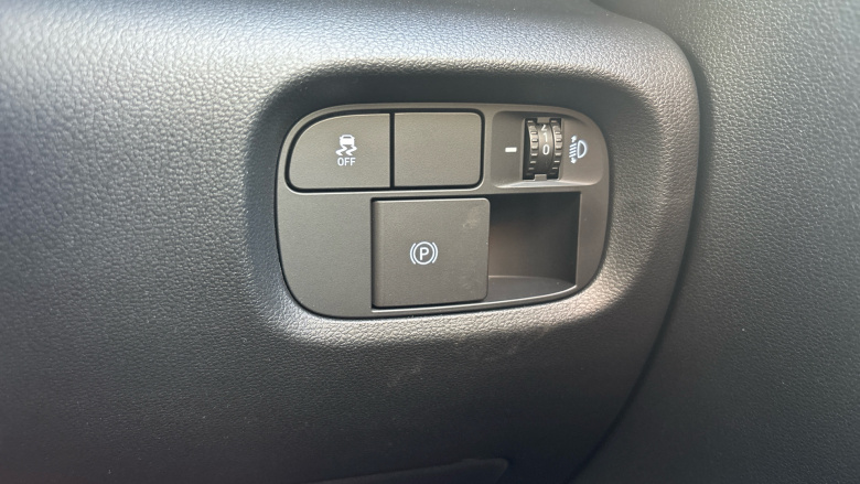 Hyundai INSTER 71kW 01 42kWh 5dr Auto Electric Hatchback